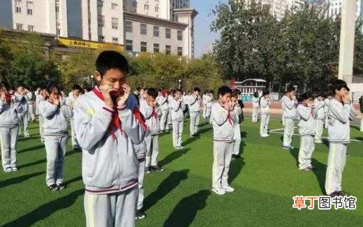 青少年近视按摩疗效好 预防青少年近视经常做健眼操