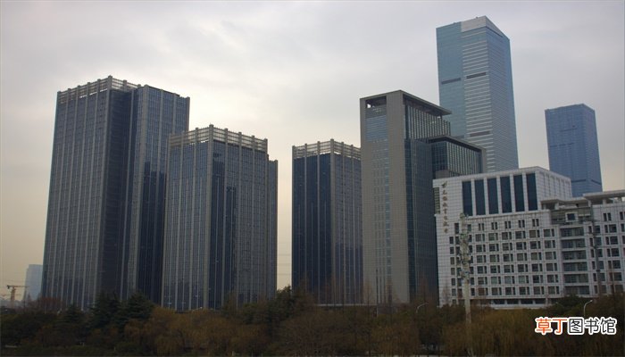 梦见高楼