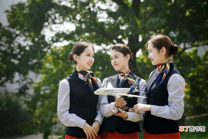 男空乘是做什么的 为什么选择空乘