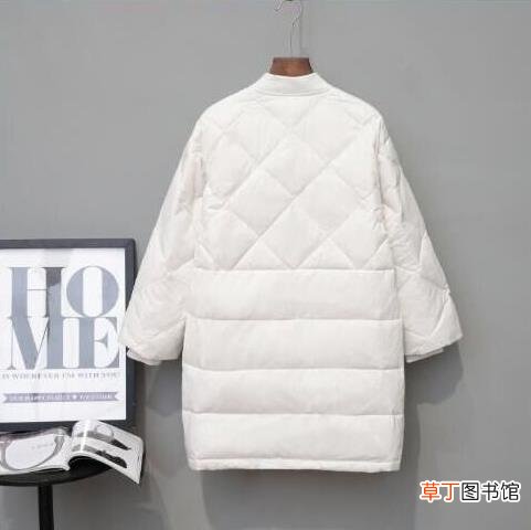 羽绒服发黄了怎么洗掉