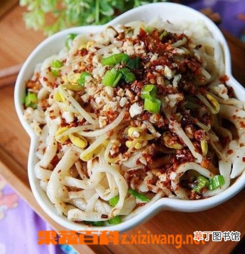 油泼面的做法 油泼面如何做好吃