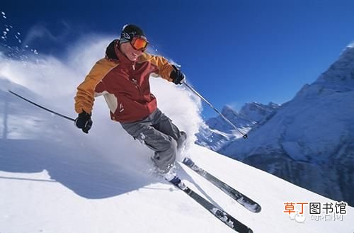 选购滑雪服的五条标准 滑雪服上衣的要求有哪些