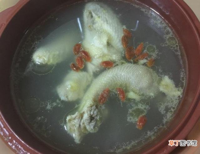 炖鸡汤用冷水还是热水