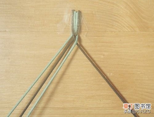 双色绳手链教程 两股红绳手链编法