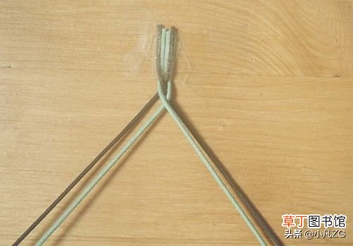 双色绳手链教程 两股红绳手链编法