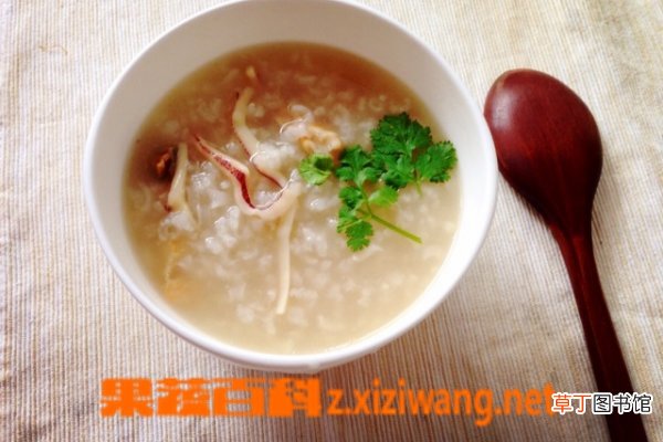 鱿鱼海鲜粥的材料和做法步骤