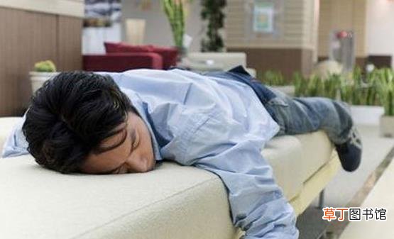 大酒伤肝伤害远不止于此 饮酒的注意事项要牢记
