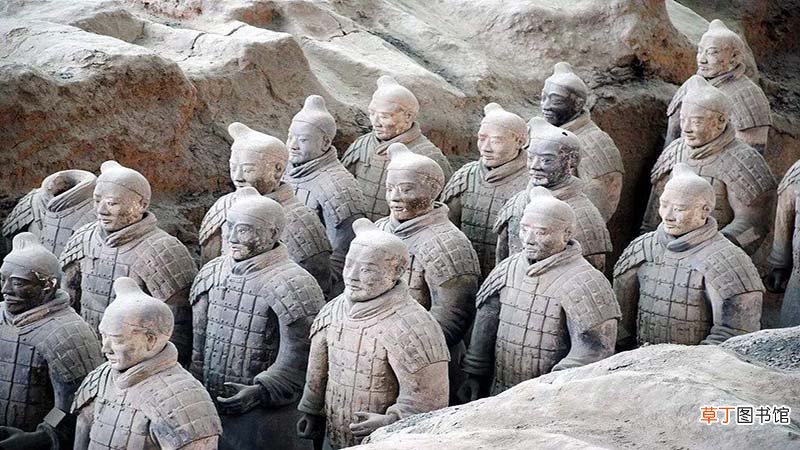 兵马俑本来的颜色是