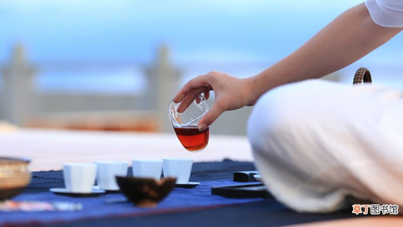 什么杯子泡茶健康