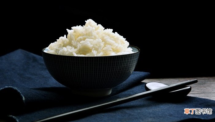 梦见吃饭是什么预兆