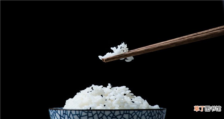 女人梦见煮了一锅白米饭