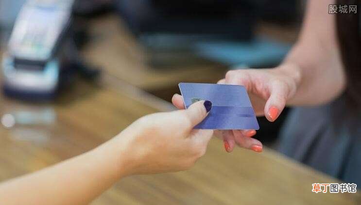 会自动注销吗 信用卡到期后换卡还要审核吗