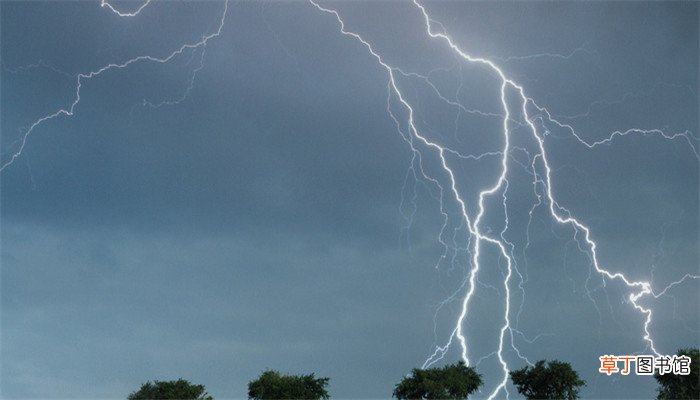梦见打雷声音特别大
