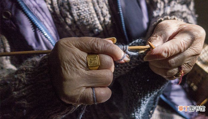 梦见织毛衣是什么意思
