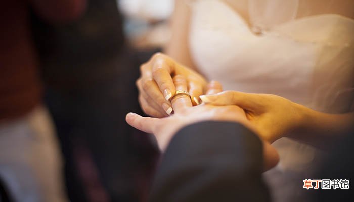 已婚女人梦见跟别人结婚