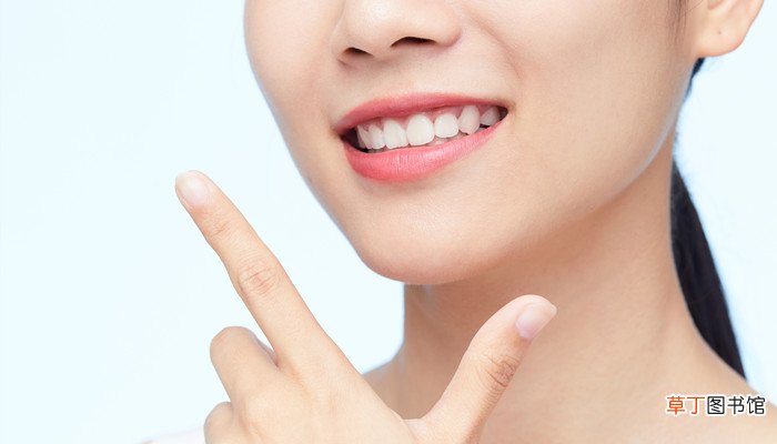 女性梦见自己门牙掉了