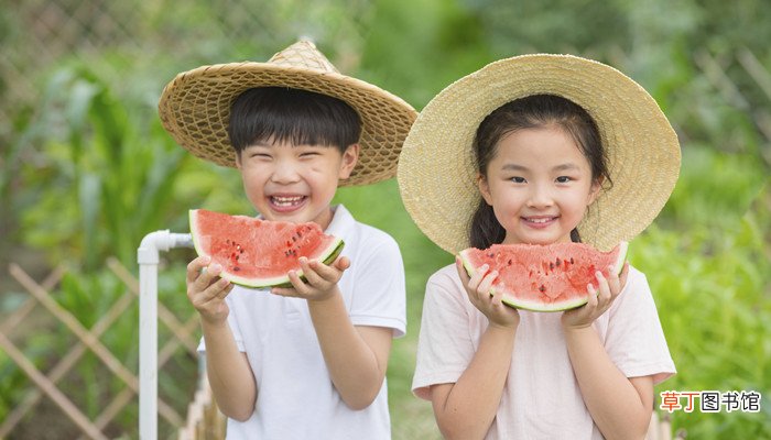 女人梦见和别人一起吃西瓜