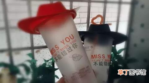 小茗同学开盖后未及时饮用 小茗同学为什么两个盖