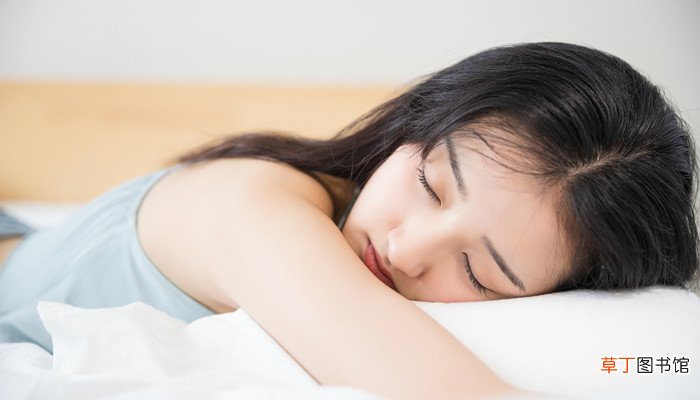 梦见别人给自己嗑头