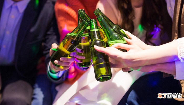 梦见别人喝酒自己旁观