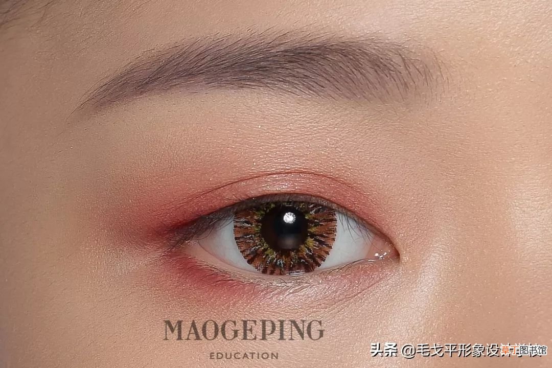 如何画出整容级大眼妆？ 大眼妆画法