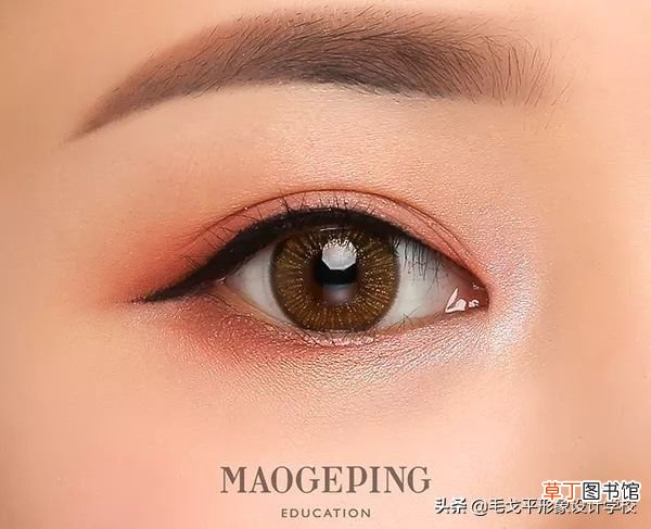 如何画出整容级大眼妆？ 大眼妆画法