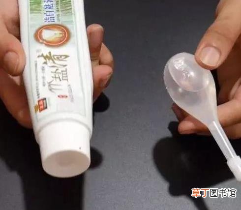 用开塞露和牙膏怎么治脸上的斑点和美白?
