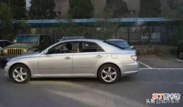倒车入库+侧方停车技巧动图解 侧方位停车技巧图解