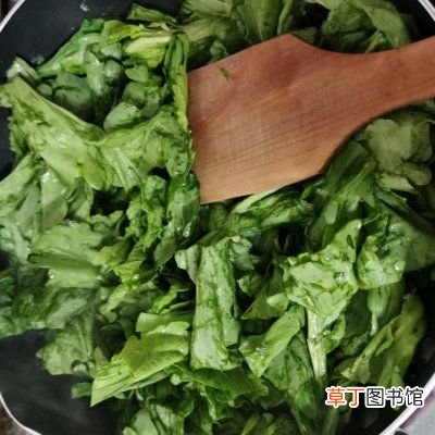 茼蒿炒鸡蛋(茼蒿炒鸡蛋家常做法）