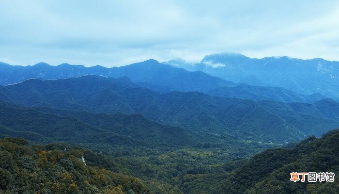 梦见自己爬山