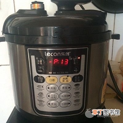 压力锅炖排骨怎么做 高压锅炖排骨的做法