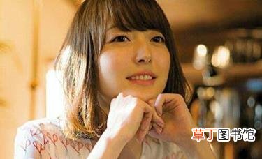 花泽香菜大笑 香菜为什么不笑了
