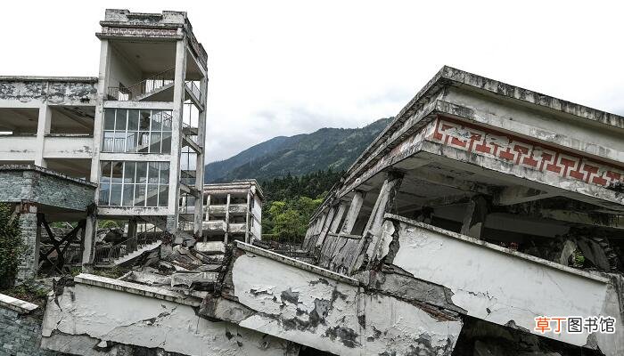 梦见地震