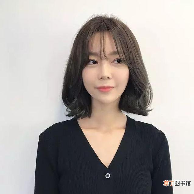 太阳穴凹陷适合什么发型