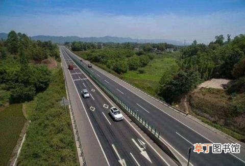 为什么收取高速费 中国高速为什么要收费