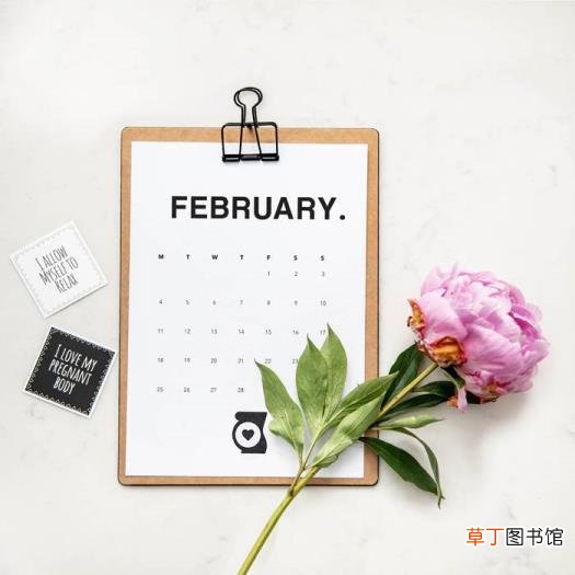 四年一闰百年不闰400年又闰 为什么是四年一闰