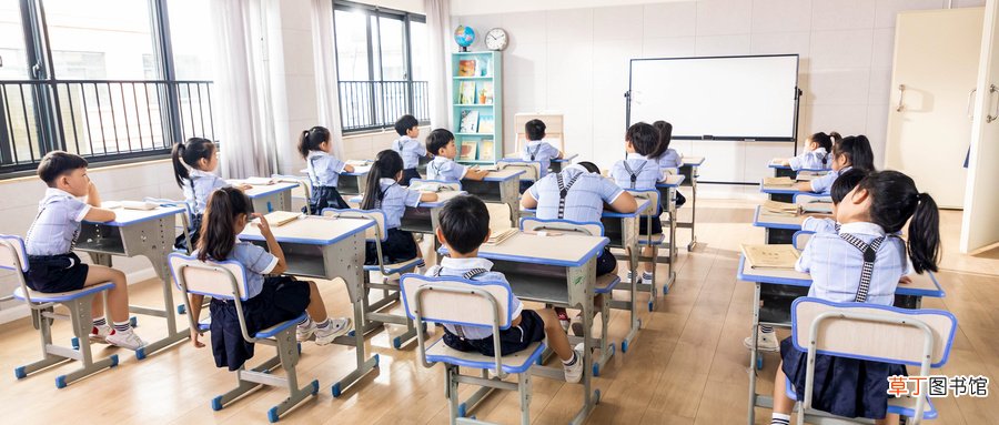 梦见教室和同学的场景