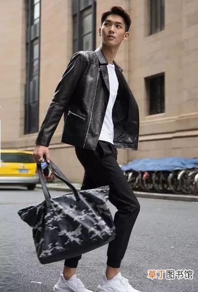 小个子男生怎么穿衣服有气质