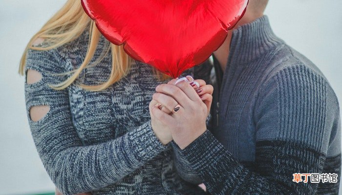 已婚女人梦到和其他男接吻