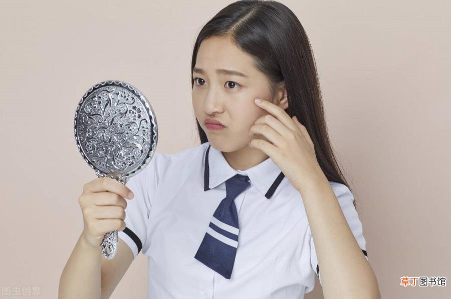 脸上长痘痘的原因 为什么经常出痘痘