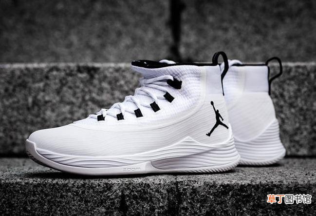 AJ courtside23是什么