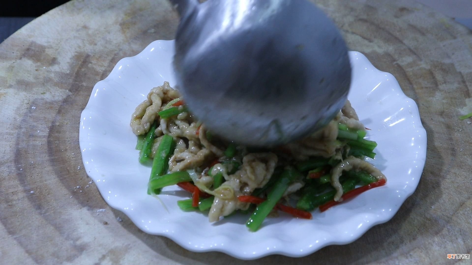 苦瓜炒肉丝的家常做法 苦瓜炒肉的做法