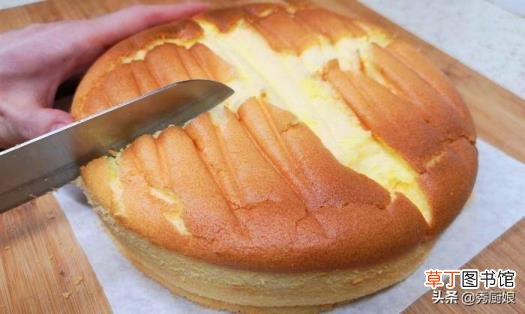 蛋糕底部有一层死面 烤蛋糕为什么会塌