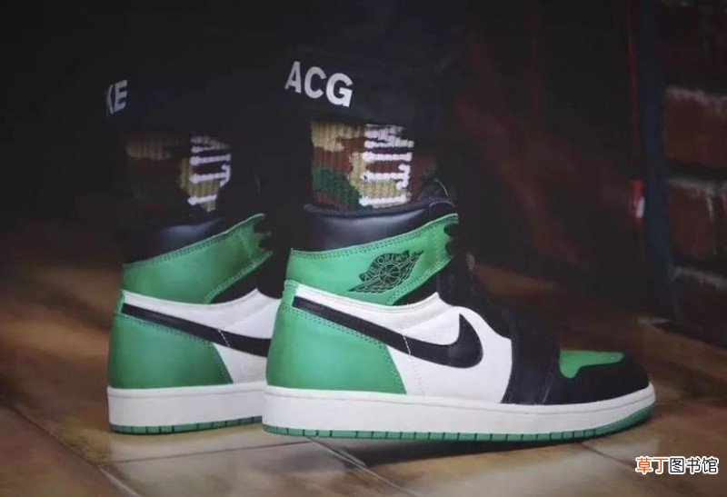 aj1脚感是不是特别硬