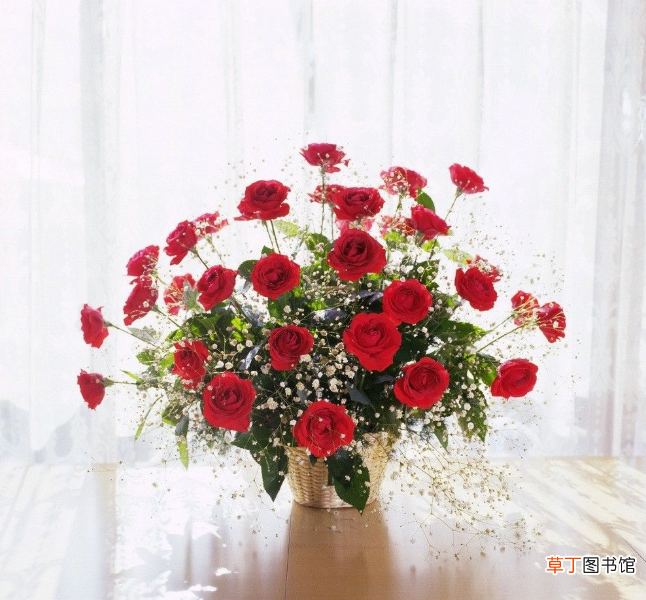 鲜花如何保鲜 鲜花保鲜时间短？花店保鲜小方法