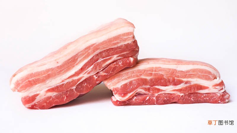炒五花肉前要煮吗