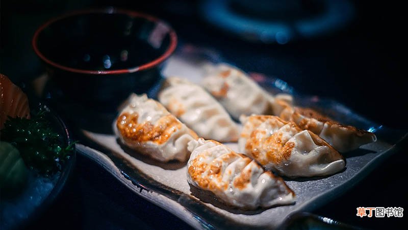 煎饺子怎么不粘锅