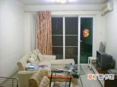 租房子搬家要注意什么 小伙退房留满屋垃圾打扫花一千