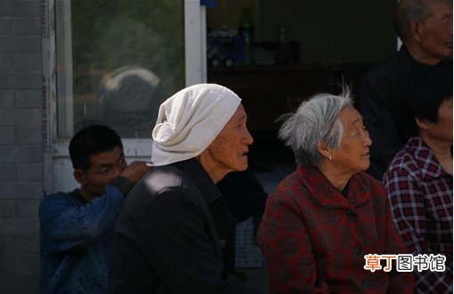 农村低保申请条件和儿女有关系吗 2021年农村低保标准什么条件才能申请