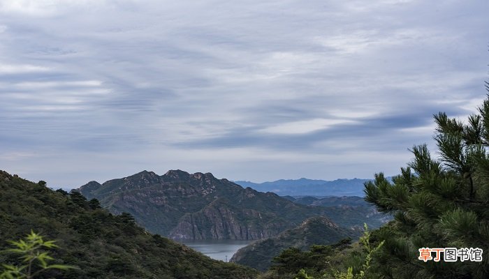梦见很美很壮观的山